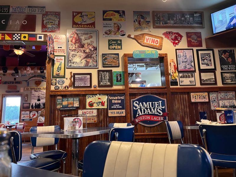 Patronies Pizza