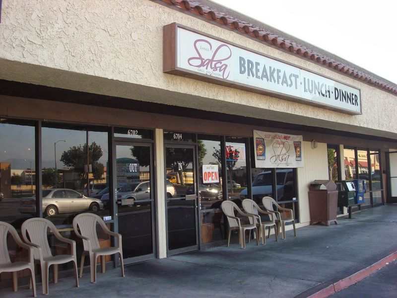 12 California Dining Spots Where The Homemade Salsa Keeps People Coming Back - Decor Hint Zapien's Salsa Grill & Taqueria, Pico Rivera