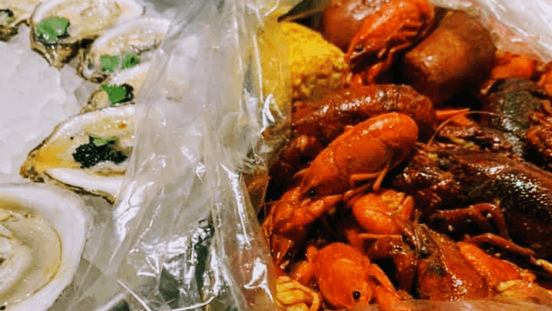 Crackin' Crab Santa Fe Seafood Boil