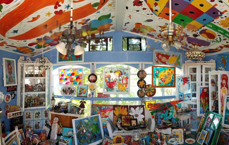 The Little-Known North Carolina Art Stop Where Painted Glass Turns A Roadside Yard Into A Wild Outdoor Gallery - Decor Hint The Doll Museum Adds Another Unexpected Layer