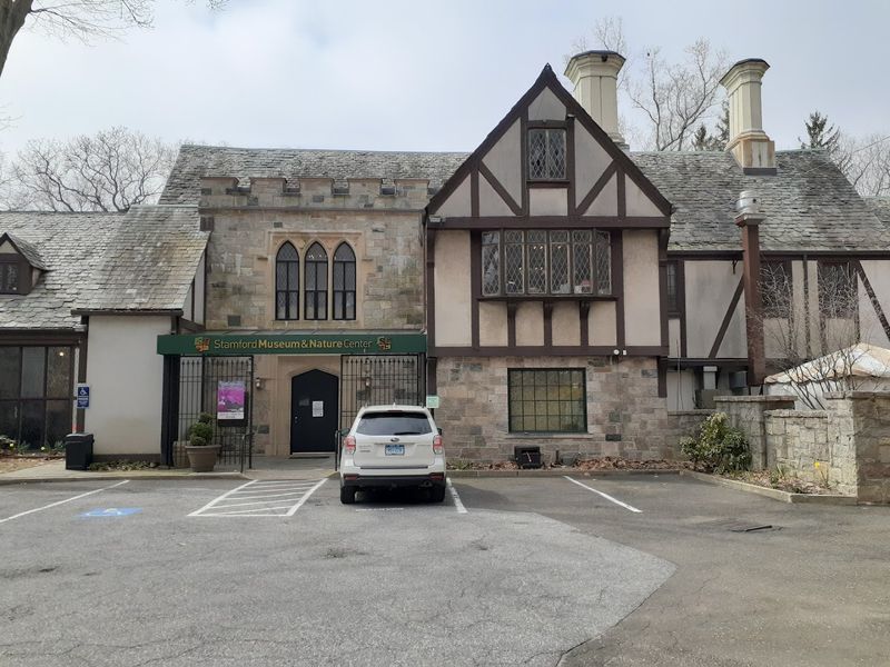 10 Connecticut Wildlife Sanctuaries And Rescue Centers Where Animal Lovers Can Get An Up-Close Look - Decor Hint Stamford Museum & Nature Center, Stamford