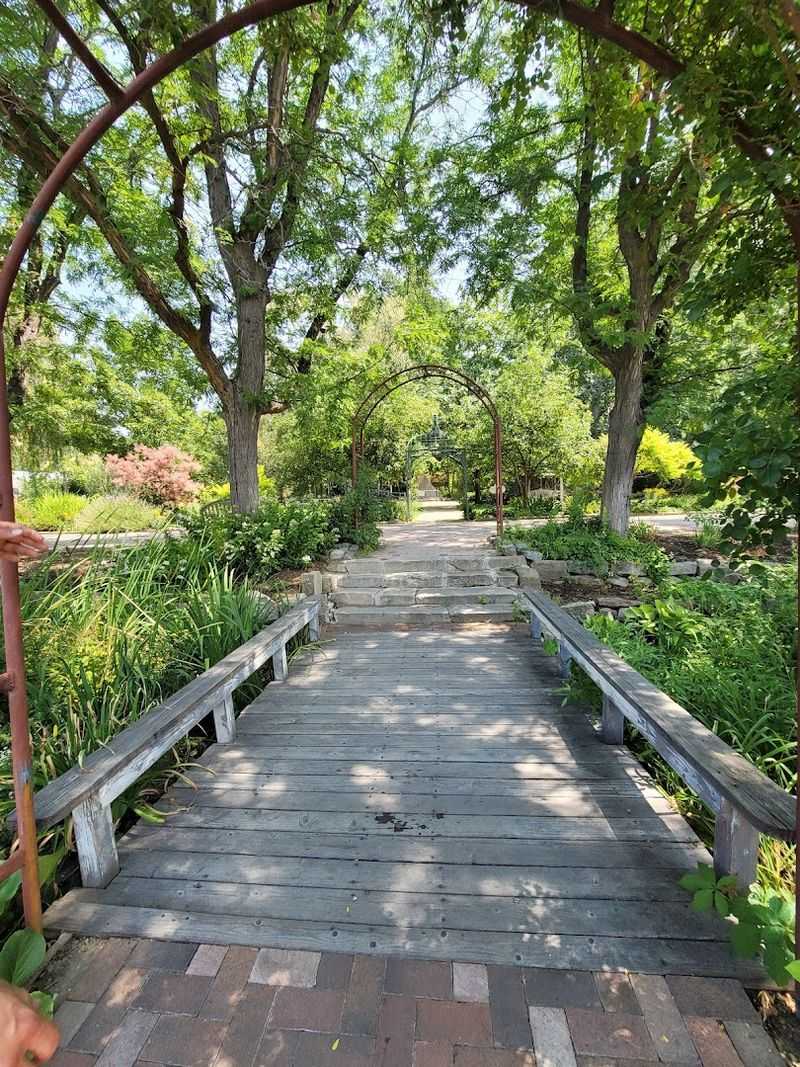 Idaho Botanical Garden
