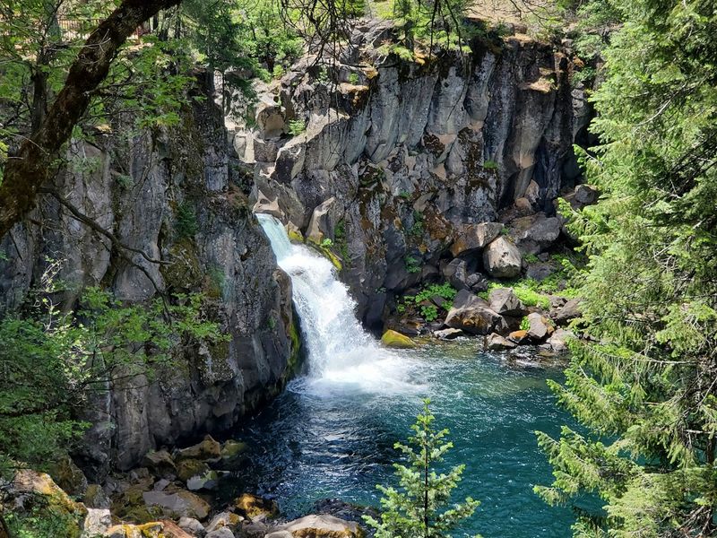 If You Only Hike One Trail In California This Year, Make It This 4-Mile Path To Three Waterfalls - Decor Hint Upper Falls Makes The Trail Feel Complete