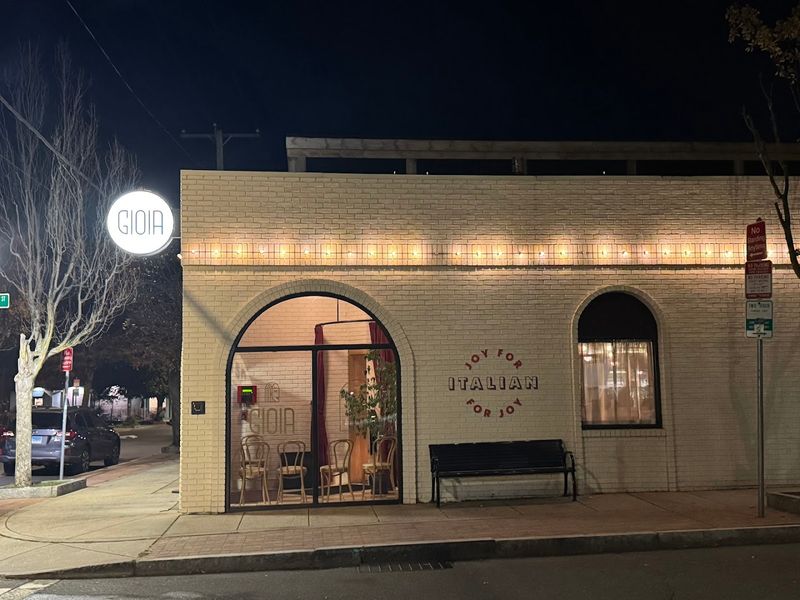 Gioia Cafe & Bar, New Haven