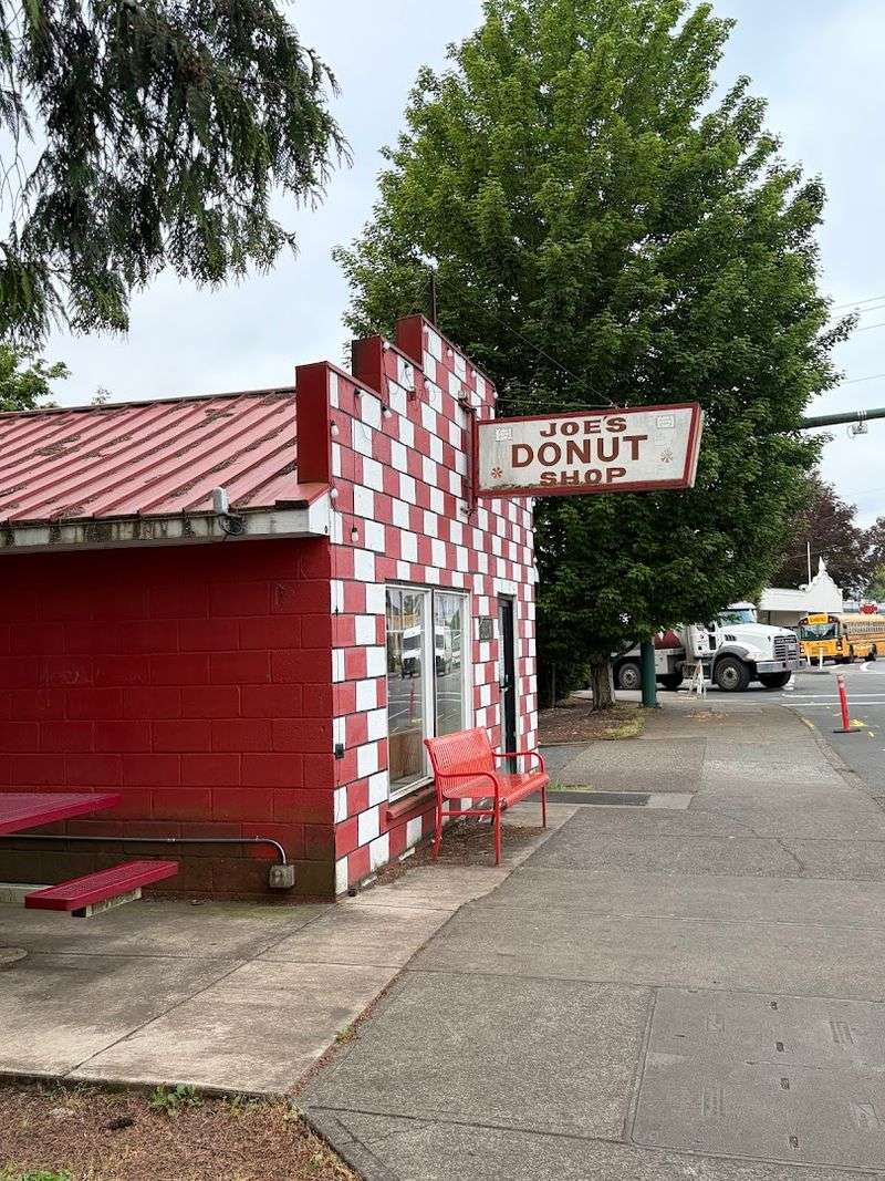 These 11 Incredible Donut Shops In Oregon Are Worth A Cross-State Drive - Decor Hint Joe's Donut Shop