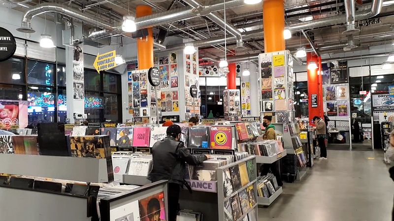 The Massive California Music Store With More Than A Million CDs, DVDs, And Vinyl Records - Decor Hint Vinyl Hunters Get Plenty Of Aisles To Work Through