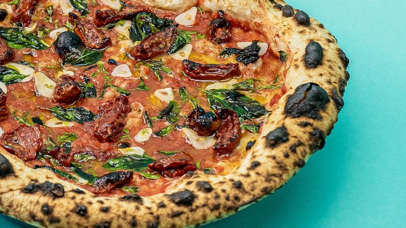 Pizza Lupo