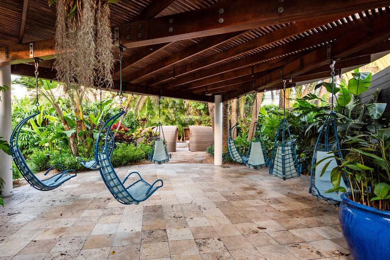 Florida's Adults-Only Spa Retreat Features Hydrotherapy Pools And Endless Relaxation - Decor Hint The Adults-Only Atmosphere