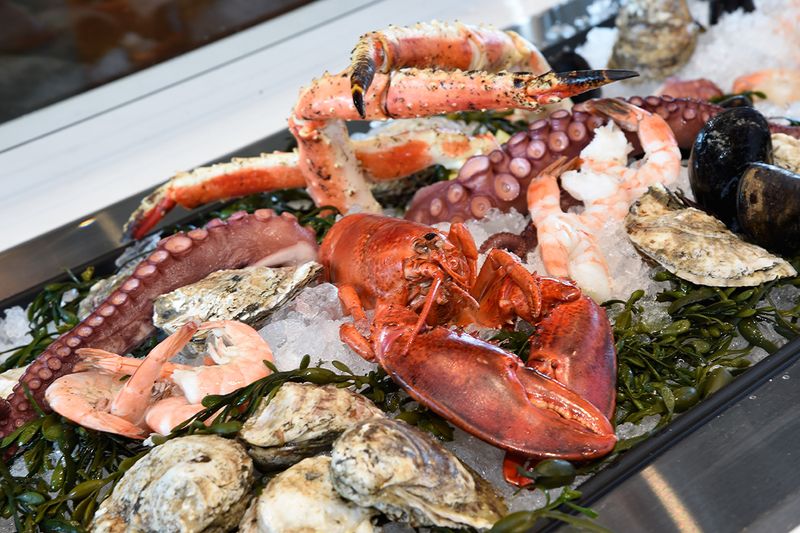 All-You-Can-Eat Crab Nights That Locals Book Weeks In Advance
