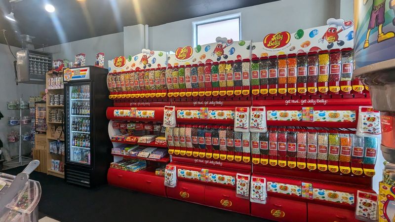 The Sweet Spot Candy Shoppe And Dundee Candy
