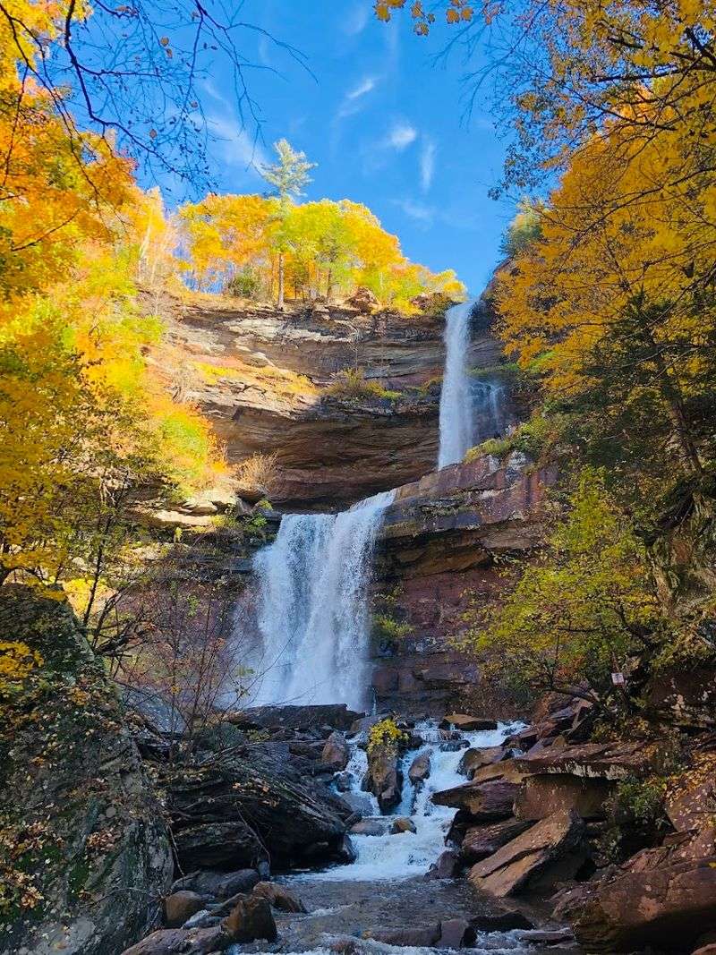 Kaaterskill Falls, Hunter