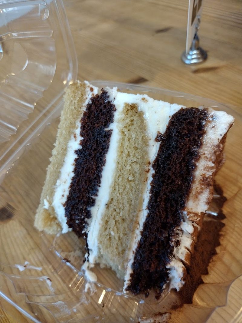Gluten-Free Cupcakes With Incredible Frosting