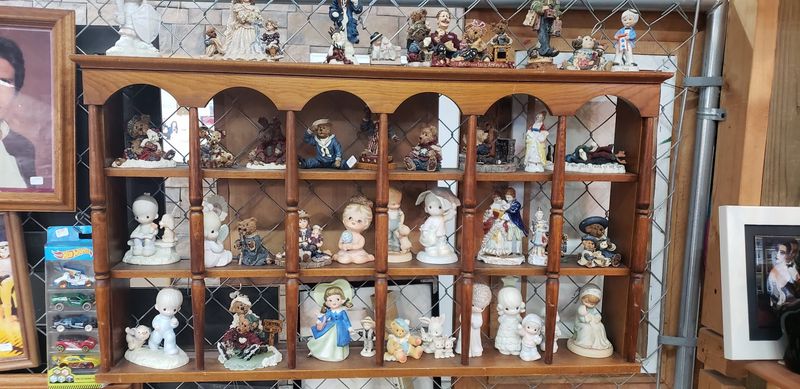Highway 111 Flea Market