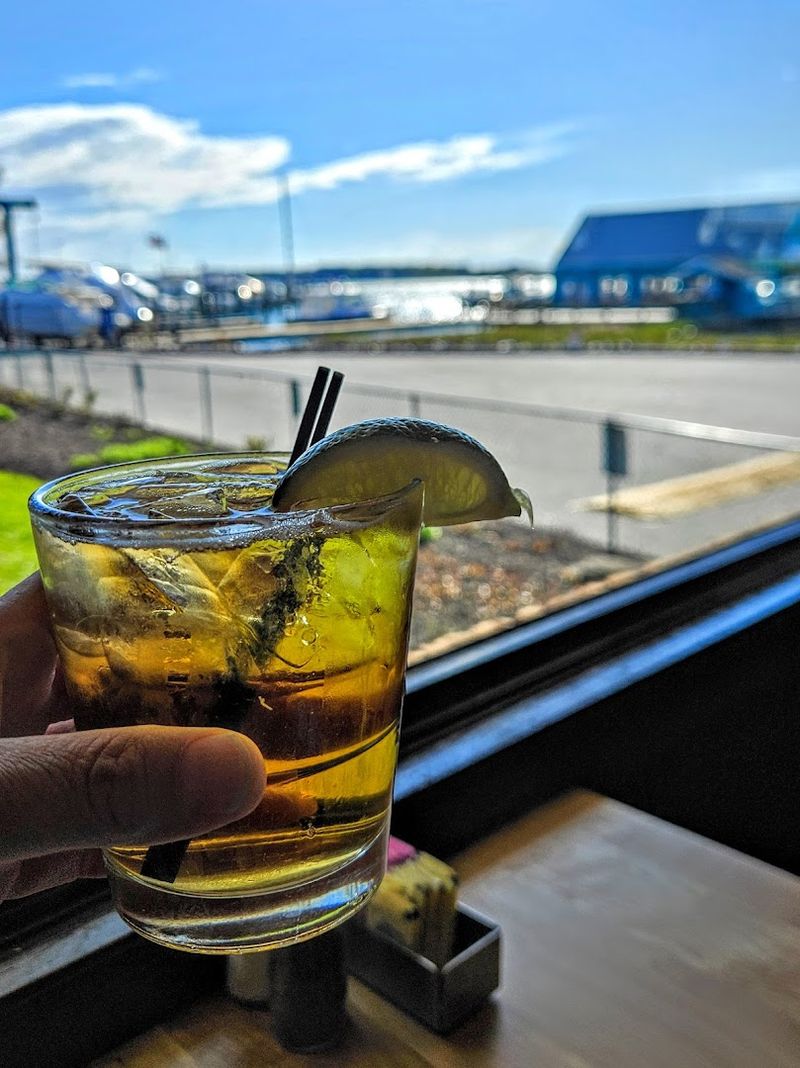 The Chesapeake Bay View That Makes Lunch Feel Like An Event