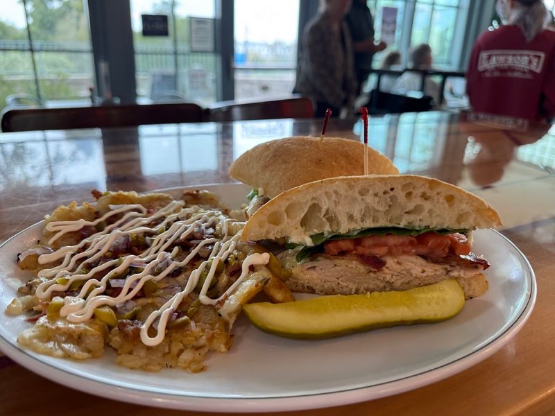 This North Carolina Creekside Restaurant Was Ranked Among The Nation's Top Waterfront Dining Spots - Decor Hint A No-Frills Lunch Stop Beat Bigger Waterfront Names