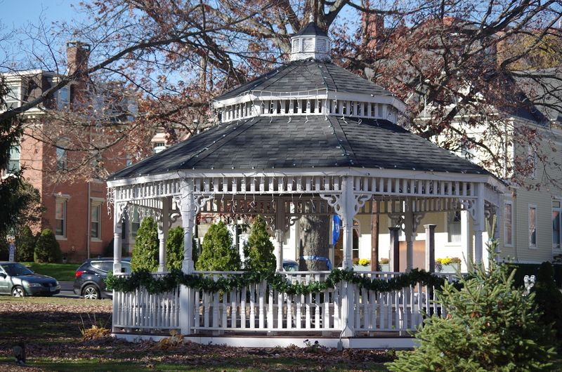 These 11 Charming Connecticut Towns Make Retirement Feel Surprisingly Affordable - Decor Hint Middletown