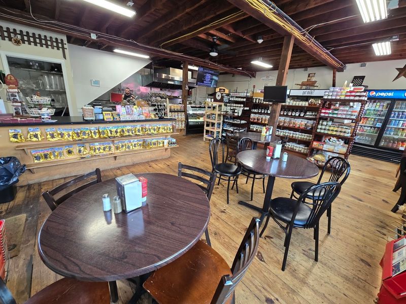 9 Old-Fashioned Connecticut General Stores That Feel Frozen In Time - Decor Hint Cleveland's Country Store, Plymouth