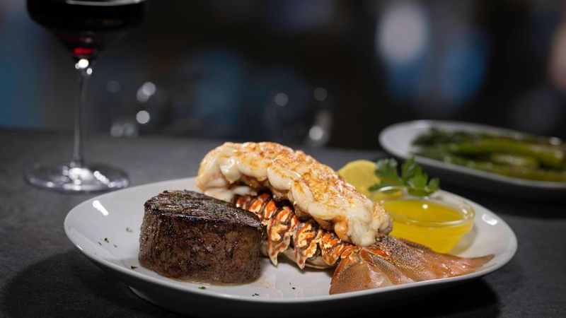 11 Colorado Seafood Restaurants That Deserve A Spot On Your Dining List - Decor Hint Eddie V's Prime Seafood