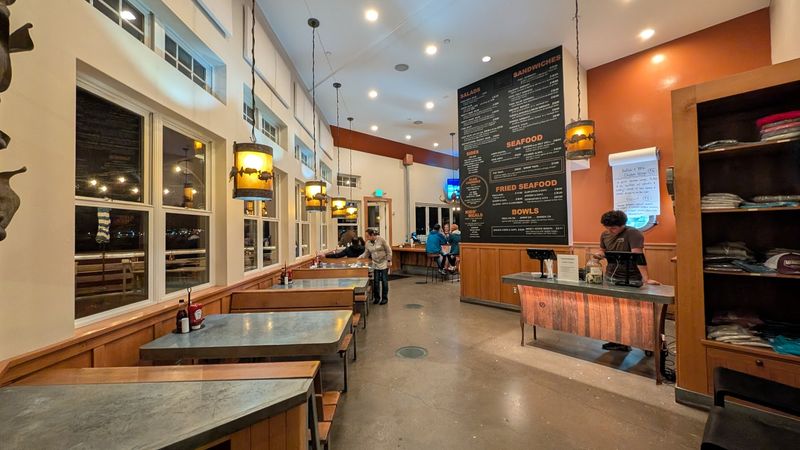 This California Pier Restaurant Was Named One Of America's Best Waterfront Dining Spots - Decor Hint Casual Seafood Keeps The Place Approachable