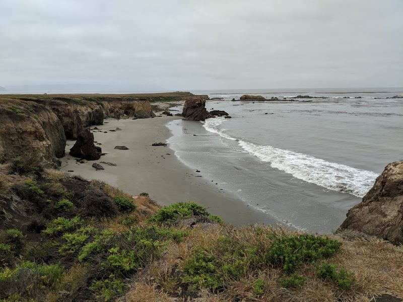 This Tiny State Park In California Will Melt All Your Stress Into Calm - Decor Hint Pocket Coves Make It Feel Secret
