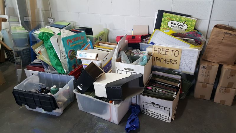 This Illinois Creative Reuse Store Is A Thrifter's Dream For Art Supplies - Decor Hint Why Teachers And Educators Keep Coming Back