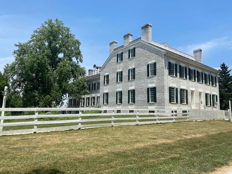 Shaker Village Of Pleasant Hill