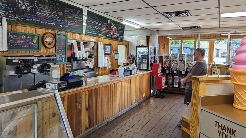 Fast And Friendly Service That Keeps People Coming Back