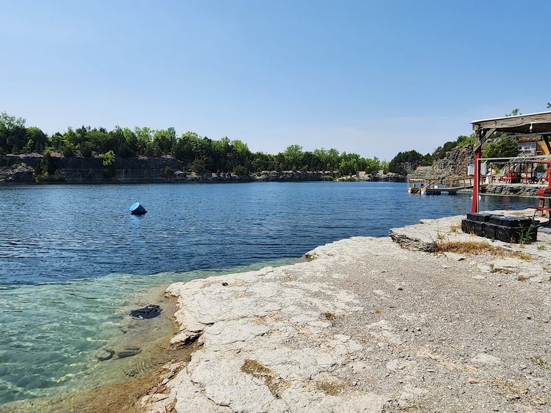 This Under-The-Radar Kentucky Diving Resort Is Worth Discovering - Decor Hint Camping Options Right At The Water's Edge