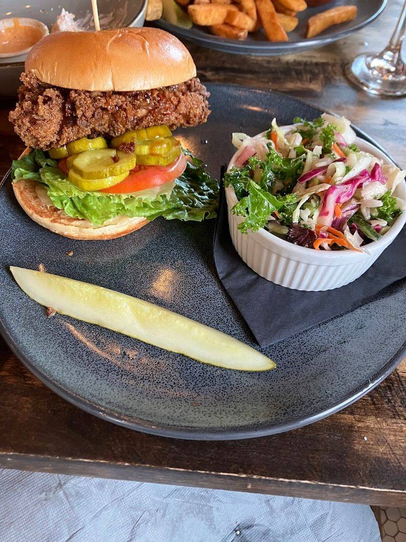 13 Michigan Outdoor Dining Spots Serve Incredible Meals And Stunning Scenery - Decor Hint Iron Bay Restaurant & Drinkery