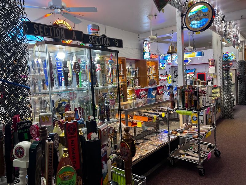One Of Florida's Biggest Flea Markets Is A Treasure Hunter's Paradise - Decor Hint A Flea Market Like No Other