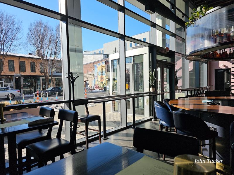 Kentucky Italian Eateries That Don't Make Headlines But Always Have A Crowd - Decor Hint Bar Vetti
