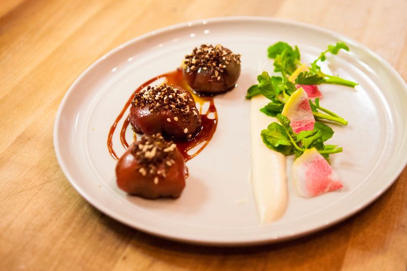 12 Standout Connecticut Restaurants That Are A Must-Try Experience - Decor Hint The Cottage, Westport