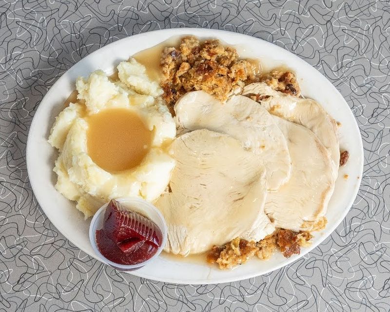 This Unassuming Florida Diner Is Known For Its Outstanding Biscuits And Gravy - Decor Hint Why This Diner Keeps Earning Loyal Regulars