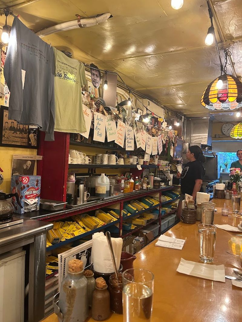 This Tiny Minnesota Breakfast Spot Is Getting Big Love For Its Morning Plates - Decor Hint The Counter Culture That Makes This Place Special