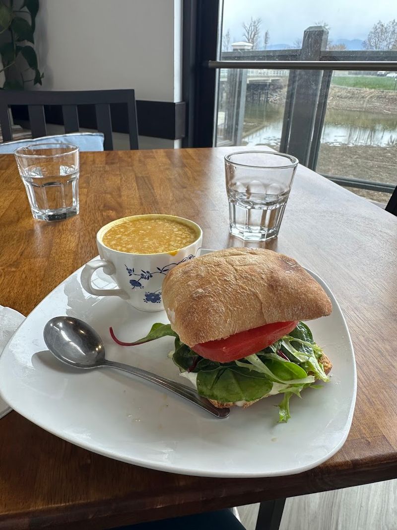 The Peppered Mercantile, Sandpoint