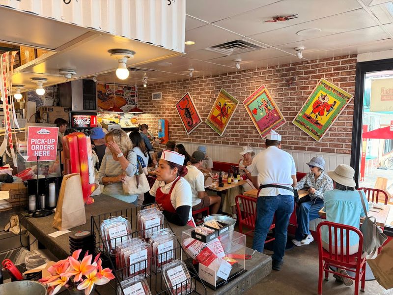 12 California Dining Spots Where The Homemade Salsa Keeps People Coming Back - Decor Hint The Taco Stand, La Jolla