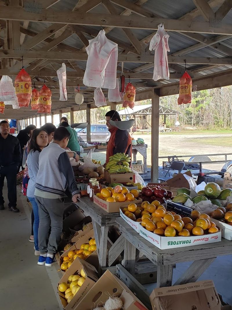 Food Trucks And On-Site Eateries That Smell Amazing