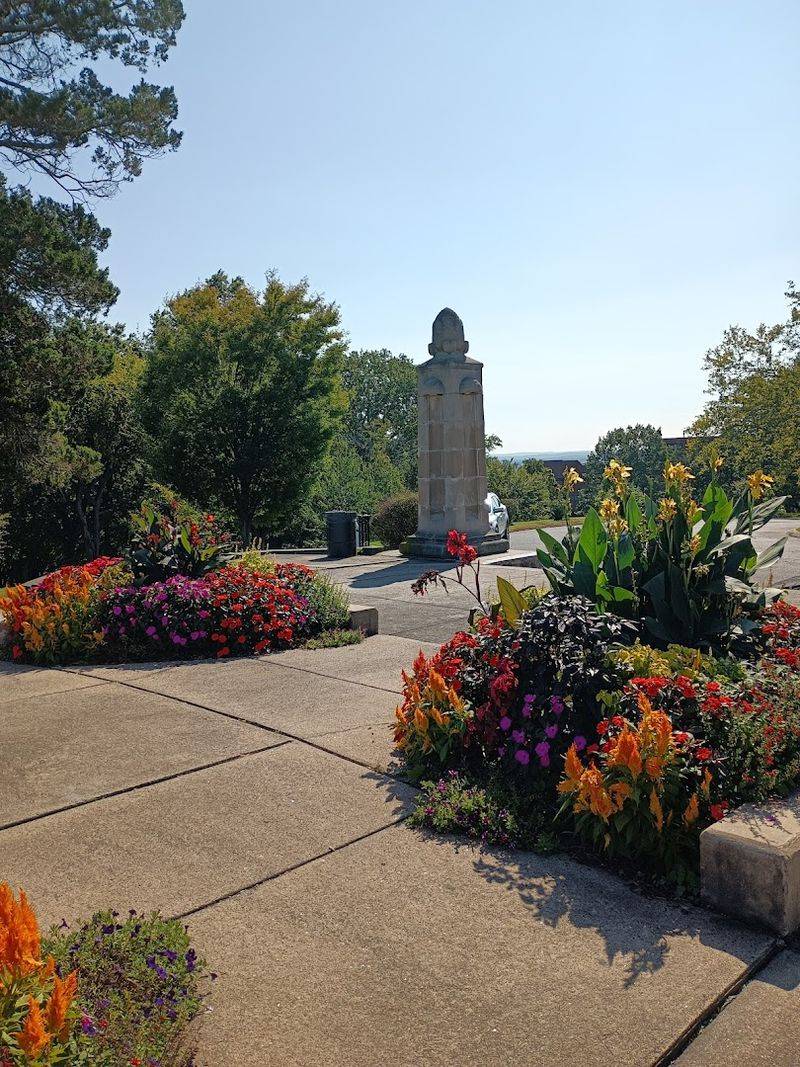 9 Connecticut Gardens That Feel Like Hidden Worlds - Decor Hint Walnut Hill Park Rose Garden, New Britain