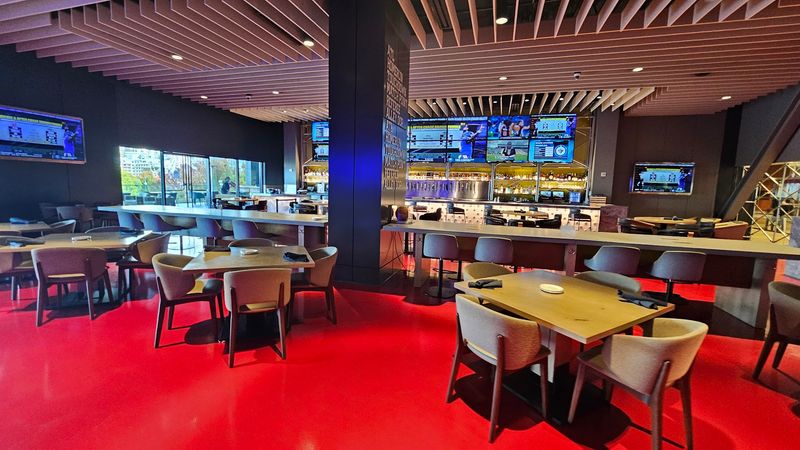 Top Draft Sports Lounge