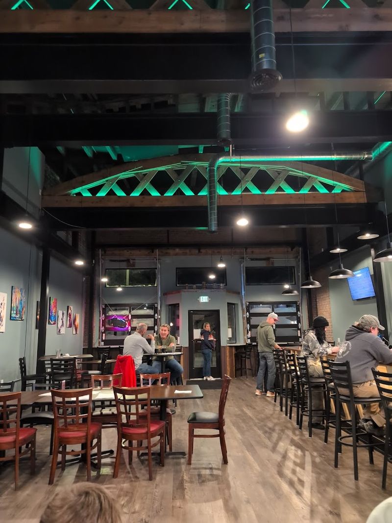 Pivo Peaks Alehouse