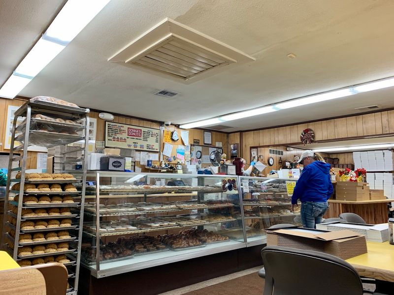 Donna's Donuts, Flint 