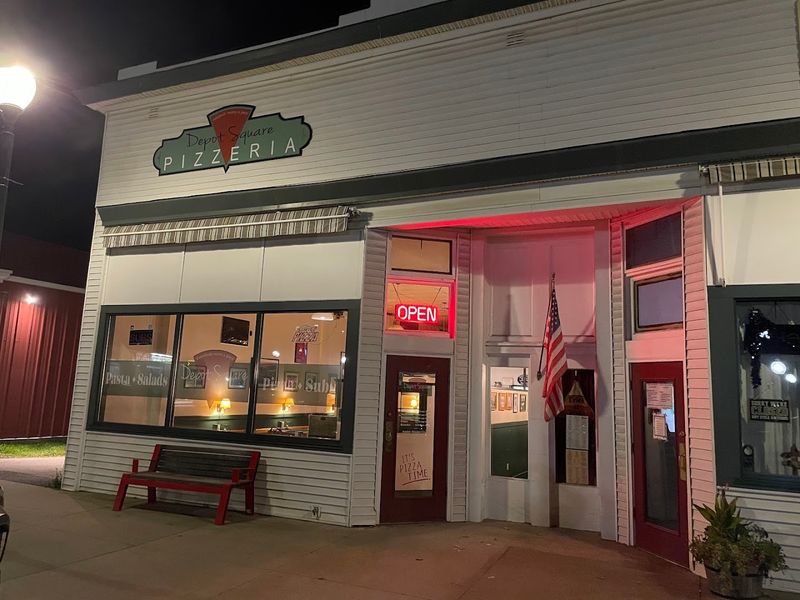 Depot Square Pizzeria