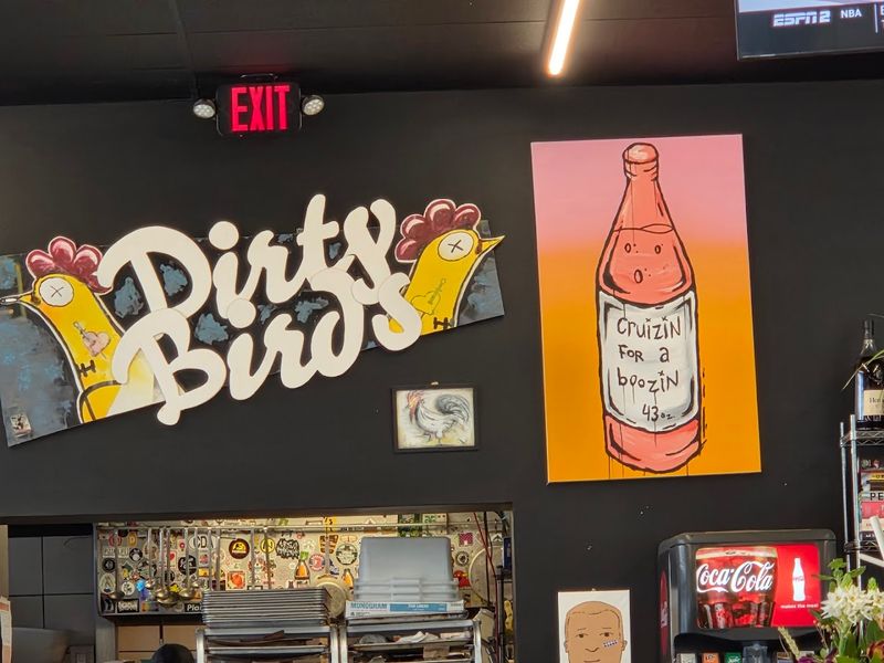 People Drive Across Nebraska To Eat At This Beloved Fried Chicken Restaurant - Decor Hint A Downtown Omaha Chicken Spot With Serious Road-Trip Energy