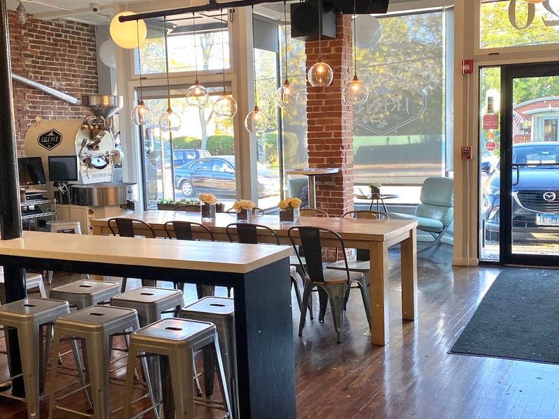 People Drive From All Over Connecticut To Eat At This Standout Coffee Shop - Decor Hint A Park Road Favorite For Serious Coffee Fans