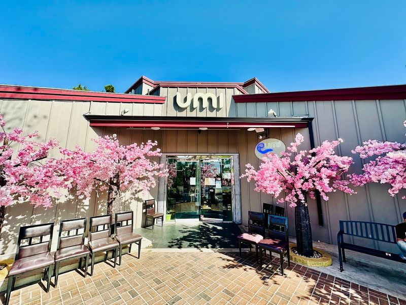 A City Of Industry Buffet Built For Big Southern California Appetites