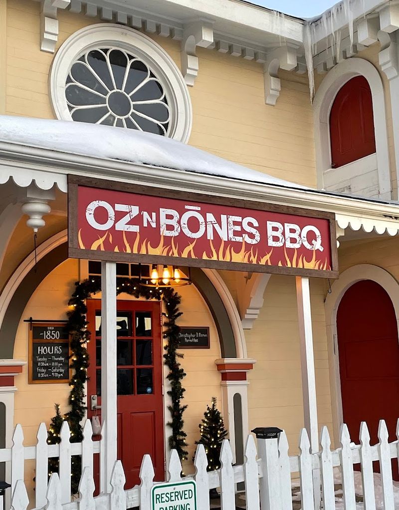 Oz'N Bones BBQ, Colchester