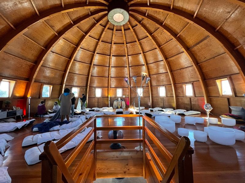 The Integratron, Landers