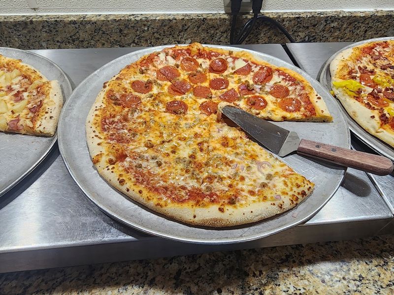 10 West Virginia Pizza Spots That Don't Look Like Much But Keep Drawing Crowds - Decor Hint Sam's Pizza, Buckhannon