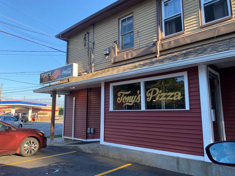 Tony's Pizza, Willimantic