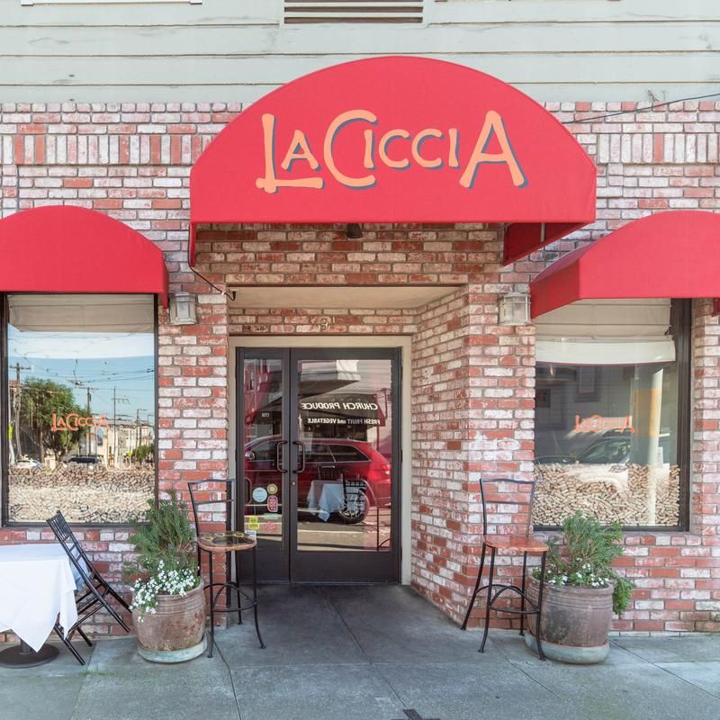11 Under-The-Radar Bay Area, California Italian Restaurants Locals Keep Recommending - Decor Hint La Ciccia, Upper Noe Valley, San Francisco